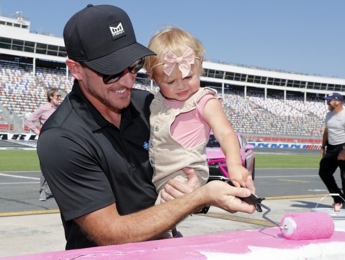 September 28 , 2021: Kurt Busch, Daniel Hemric and Beast Cancer survivors paint the walls pink at the Charlotte Motor Speedway in Charlotte  , NC.  ,  .  .   .  (HHP/Andrew Coppley)