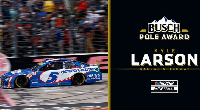 Featured image for Kyle Larson lands Busch Pole for Kansas playoff race