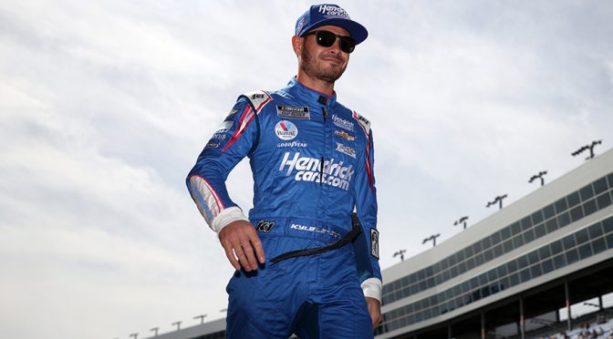 Larson: Would love to race against Mark Martin