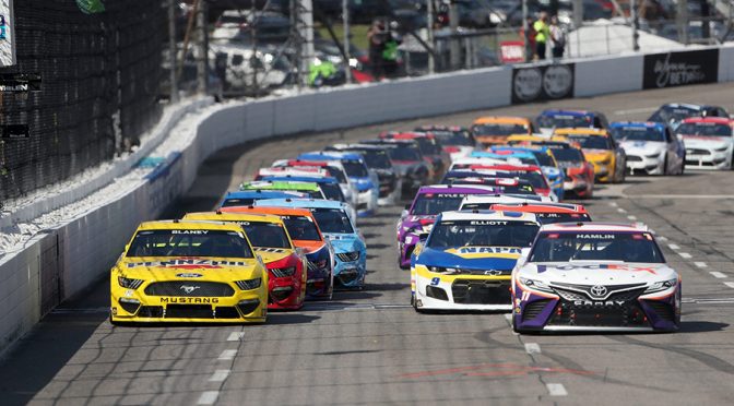 Featured image for Martinsville 101: Trends, history, purse info, odds and more