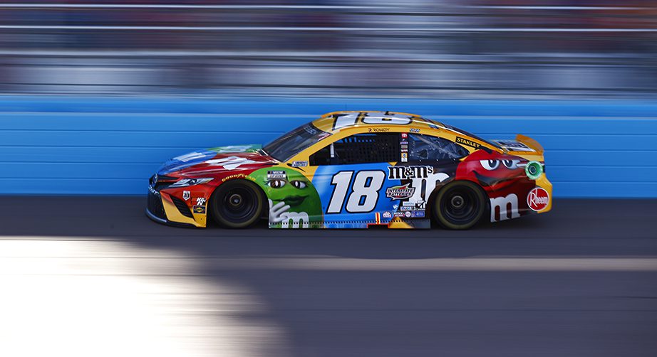Kyle Busch No. 18 team