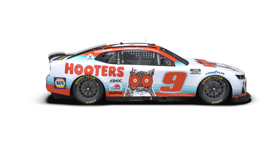 9c22 Hooters0003