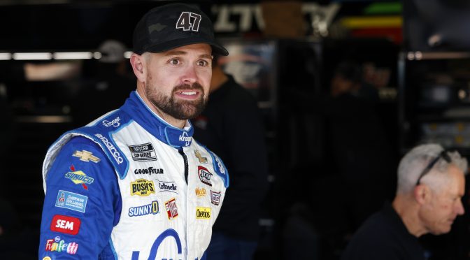 Featured Image for Stenhouse tops lone Cup Series practice at Atlanta