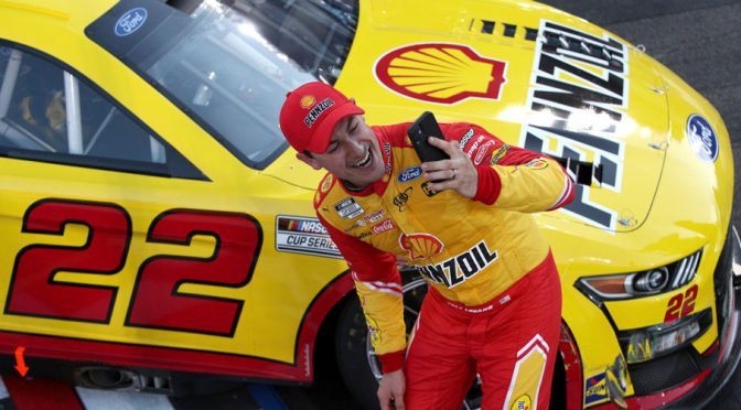 Joey Logano holds off Kyle Busch, wins inaugural Busch Light Clash at the Coliseum