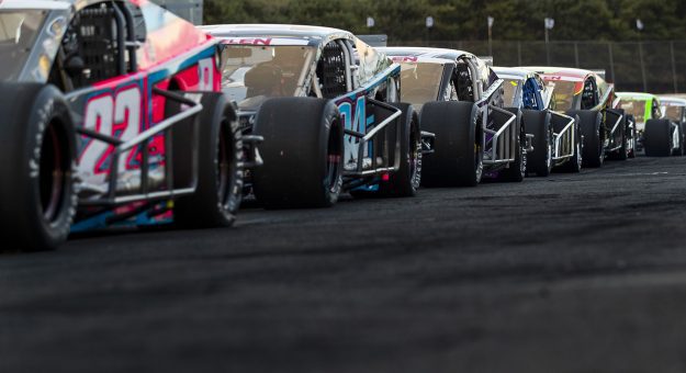 Pit Box Nascar Whelen Modified Tour 22 Season Begins With First Race At New Smyrna Official Site Of Nascar Pit Box Nascar Whelen Modified Tour 22 Season Begins With First Race At New Smyrna Official Site Of Nascar
