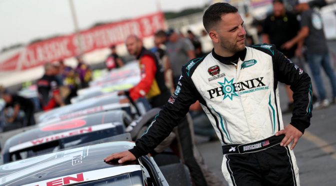 Featured Image for Whelen Modified Tour to drop green flag on season this Saturday