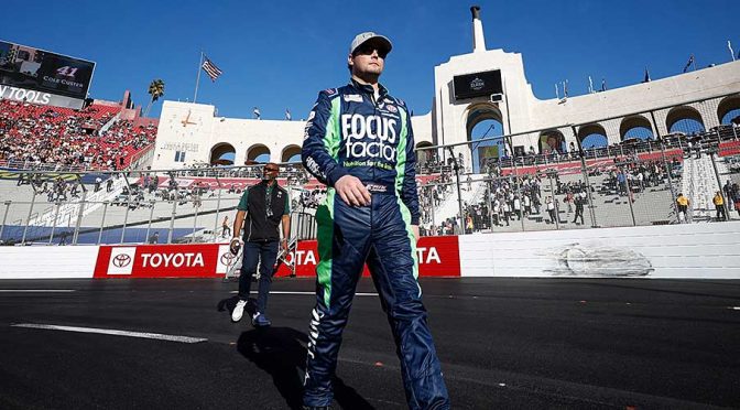 Erik Jones, Ryan Blaney remain frosty while putting Clash crash behind them