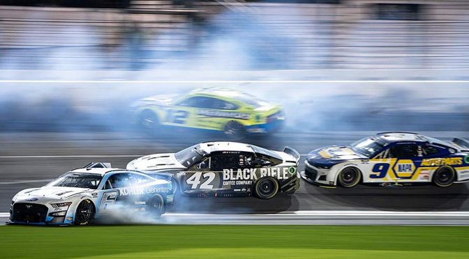 Featured Image for Ryan Blaney keeps Team Penske goals intact, but late move falls short at Daytona