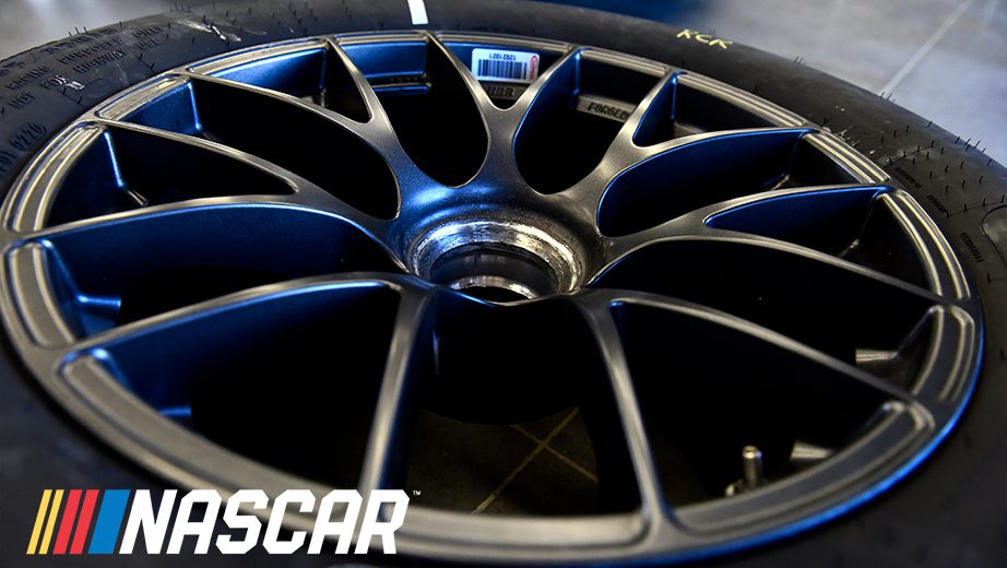 Two teams penalized for losing wheels at Daytona