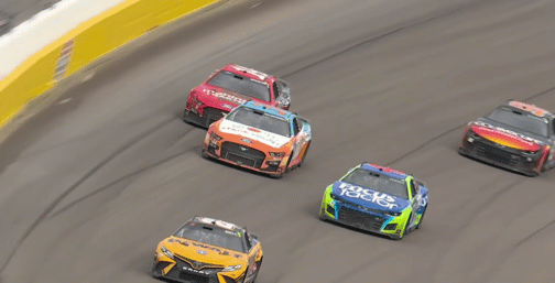 A chain reaction puts Daniel Suárez at the worst end of the deal.