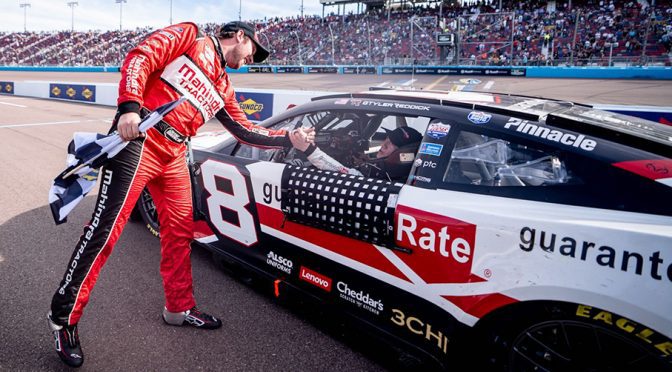 Featured Image for ‘We had a shot’: Chastain, Reddick battle Briscoe at Phoenix for first career win
