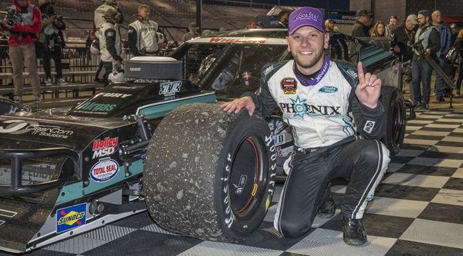 Featured Image for Defending champion Justin Bonsignore rebounds with big Modified Tour victory at Richmond