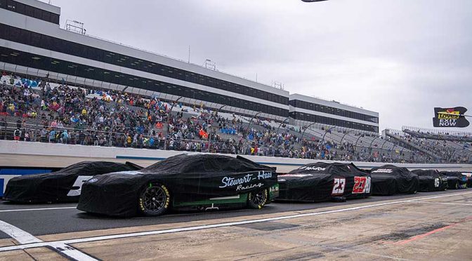 Rain showers push Cup Series race at Dover to Monday finish