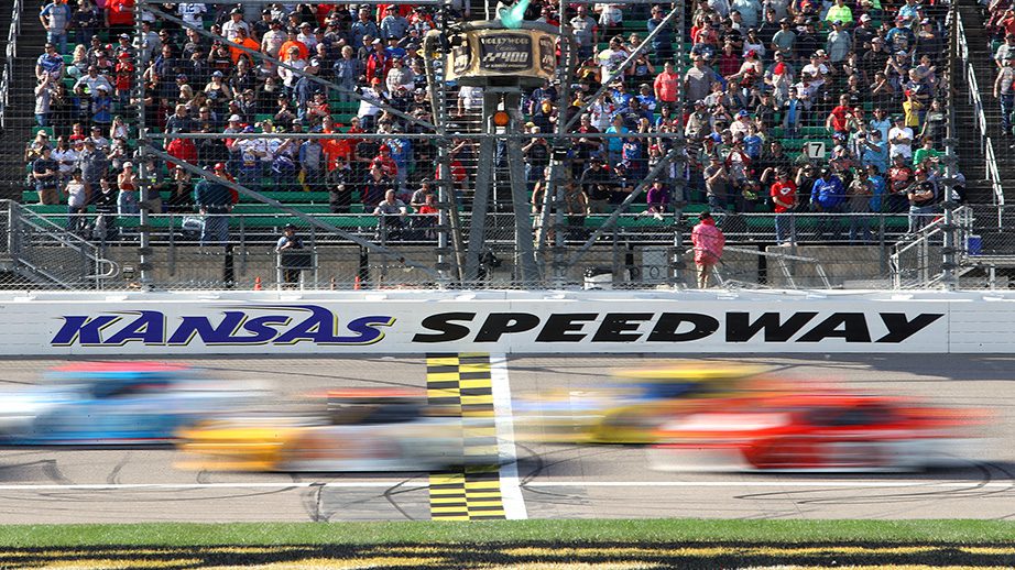 Key things to watch on pit road in Kansas | NASCAR