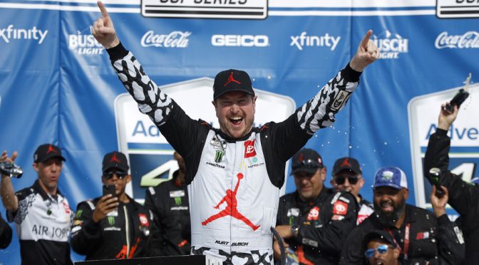 Kurt Busch earns first win of 2022 with 23XI Racing at Kansas Speedway