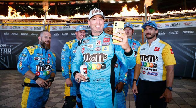 Kyle Busch edges Blaney for NASCAR All-Star Race pole in head-to-head Texas qualifying