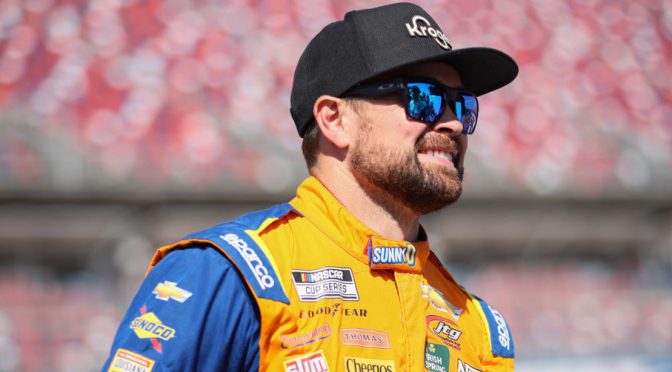 Stenhouse Jr., JTG Daugherty Racing agree to multiyear extension