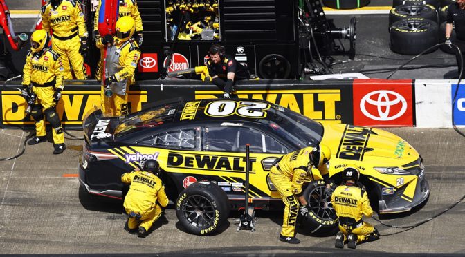 Featured image for Two sides to the swap: Wallace, Bell shed light on crew changes