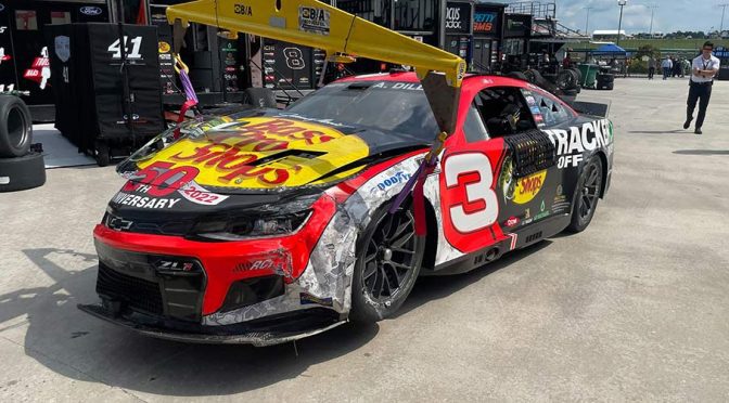 Featured Image for Chastain, Truex spark multi-car crash in Stage 2 at Atlanta