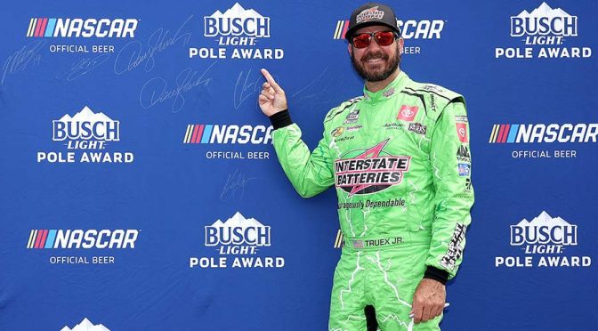 Martin Truex Jr. wraps up Busch Light Pole Award in New Hampshire qualifying