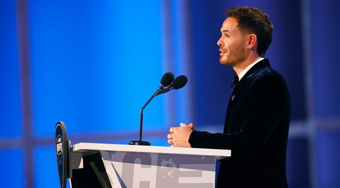 Kyle Larson wins Best Driver Award at 2022 ESPYS