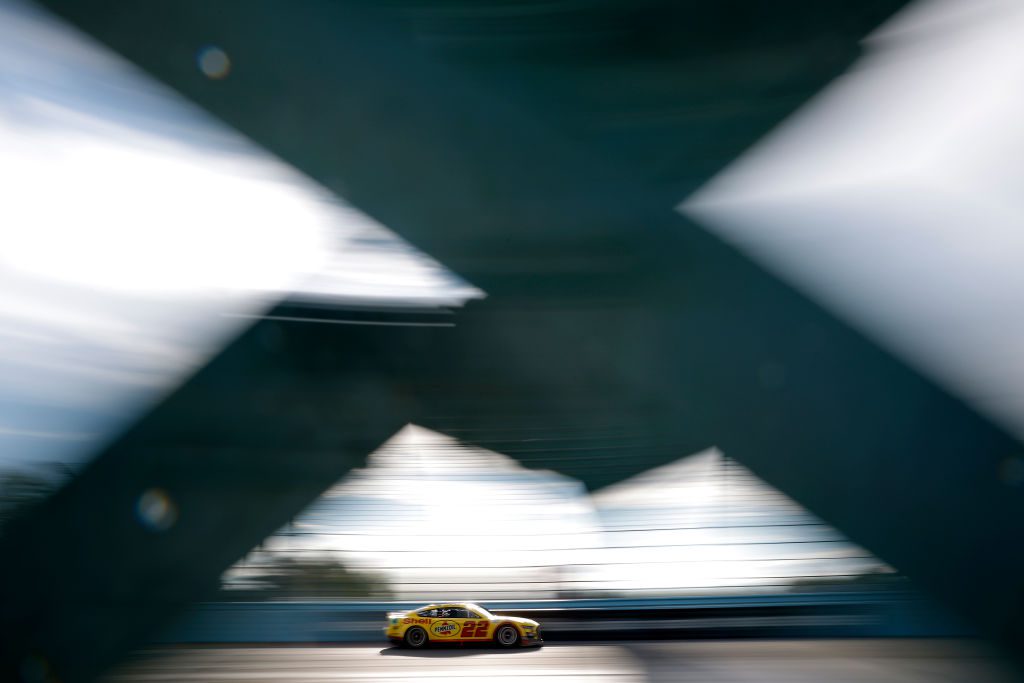 Full Screen Gallery Image number 9