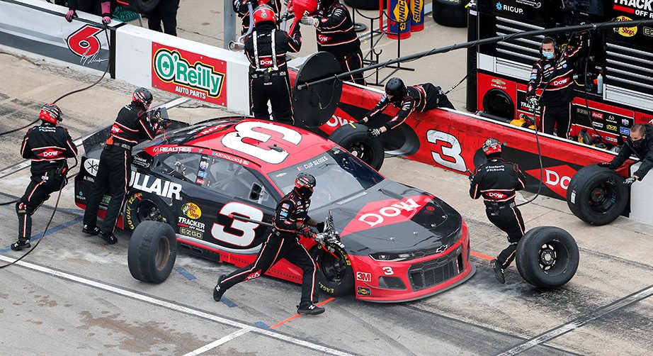 Austin Dillon announces extensions for entire No. 3 pit crew NASCAR