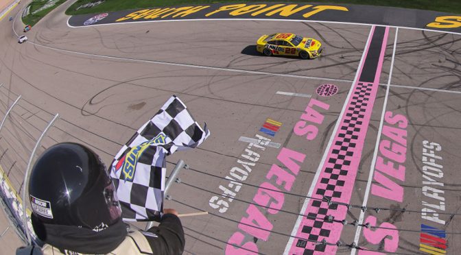 Joey Logano wins at Las Vegas, clinches Championship 4 berth