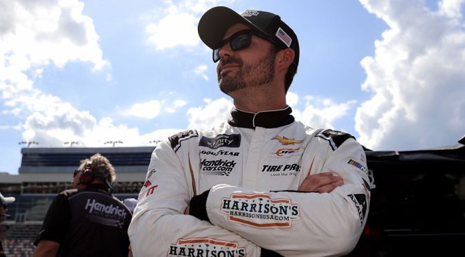 Josh Berry returns to No. 8 for JR Motorsports in 2023