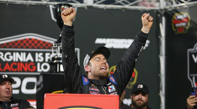 Jon McKennedy wins Whelen Modified Tour championship; Corey LaJoie takes first career series win