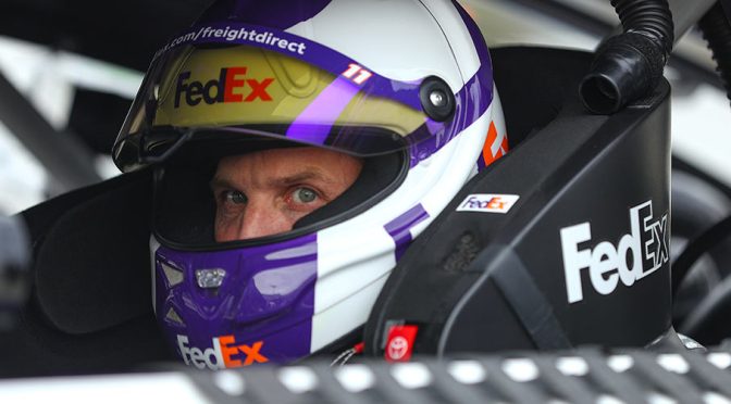 William Byron, Denny Hamlin bring bubble battle to Round of 8 finale at Martinsville