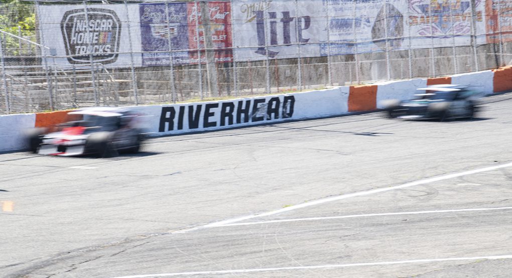 Islip 300 at Riverhead Raceway Entry list, live stream, schedule