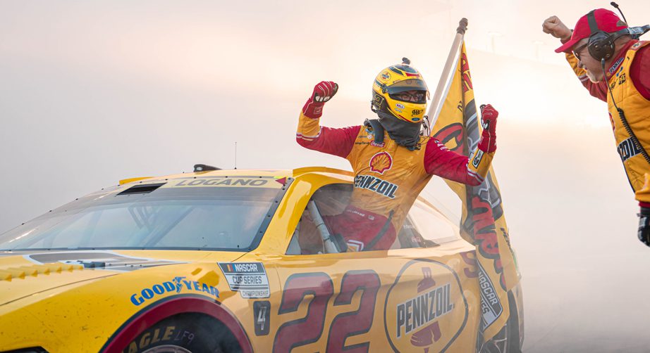 Logano wins 2022 Cup Championship at Phoenix