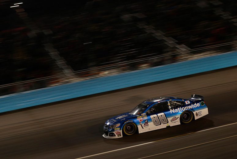 AVONDALE, AZ - NOVEMBER 15:  Dale Earnhardt Jr., driver of the #88 Nationwide Chevrolet, races during the NASCAR Sprint Cup Series Quicken Loans Race for Heroes 500 at Phoenix International Raceway on November 15, 2015 in Avondale, Arizona.  (Photo by Matt Sullivan/NASCAR via Getty Images)