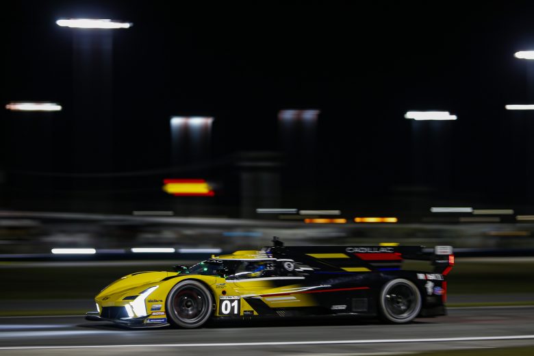 #01: Cadillac Racing, Cadillac V-LMDh, GTP: Renger van der Zande, Sebastien Bourdais, Scott Dixon