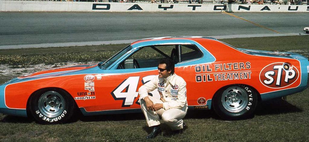 Present and future collided at historic 1976 Daytona 500 | NASCAR
