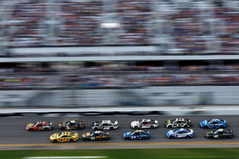 Cup cars race at daytona