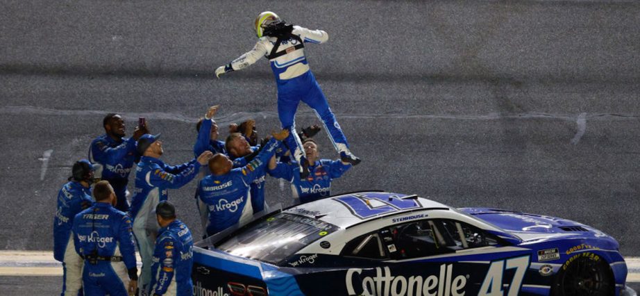 Stenhouse celebrates with his team