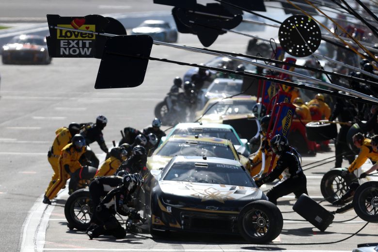 Many cars pit at Richmond