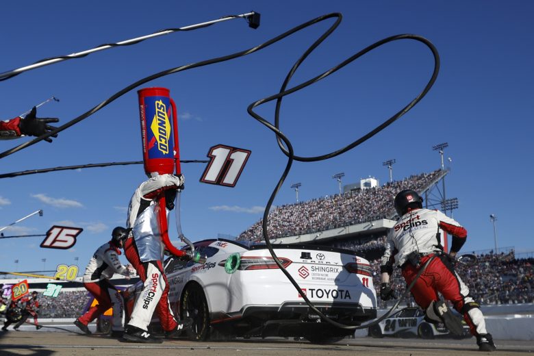 Denny Hamlin pits at Richmond