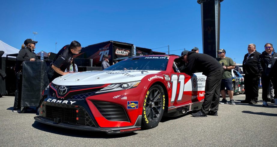 Denny Hamlin's crew prepares his car ahead of the race at Richmond