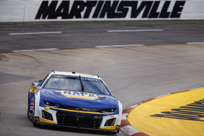 Chase Elliott races at Martinsville.