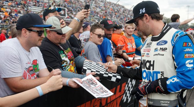 Featured image for Chase Briscoe undergoes successful surgery on broken finger