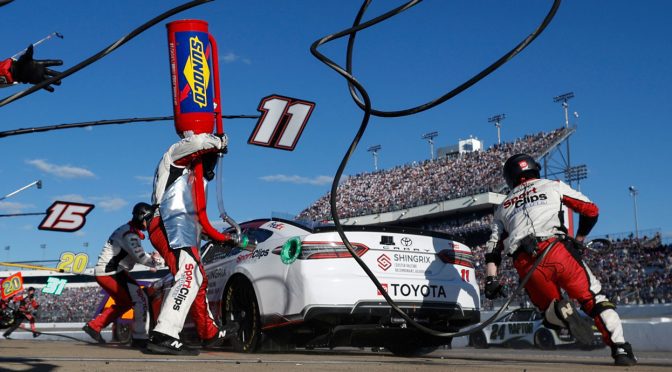 Analysis: For Denny Hamlin, Kansas presents the good — and the bad