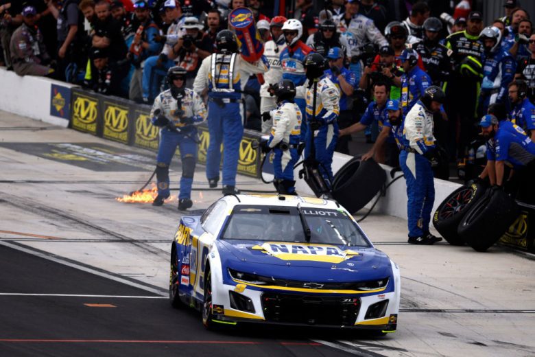 Chase Elliott leaves pit road