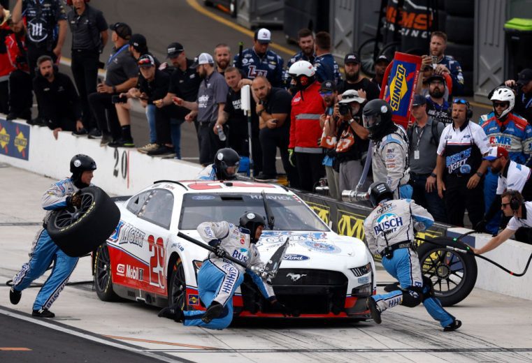 Kevin Harvick makes a pit stop