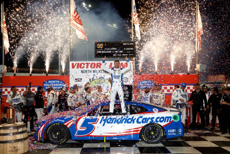 Kyle Larson celebrates in Victory Lane