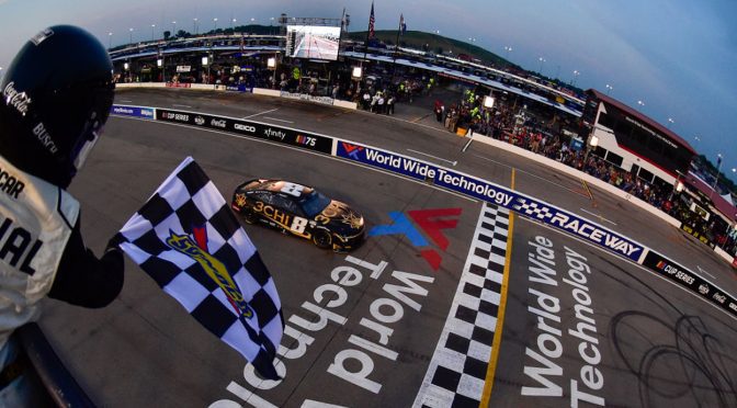 Featured Image for Kyle Busch holds off field, wins in overtime at St. Louis