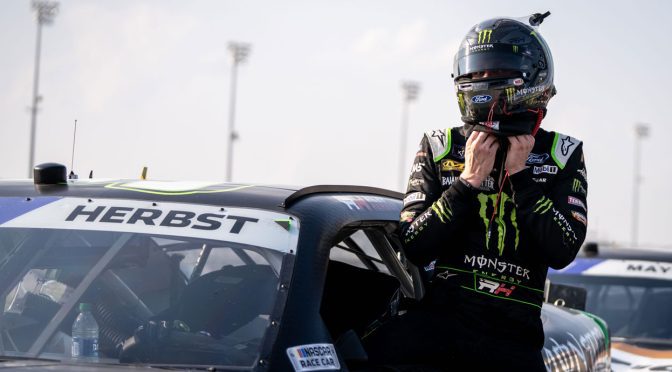 Featured image for Riley Herbst, new crew chief mesh for runner-up finish at Nashville