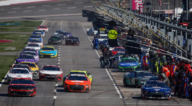 Featured image for NASCAR alters pit-road speed-limit procedures for Atlanta